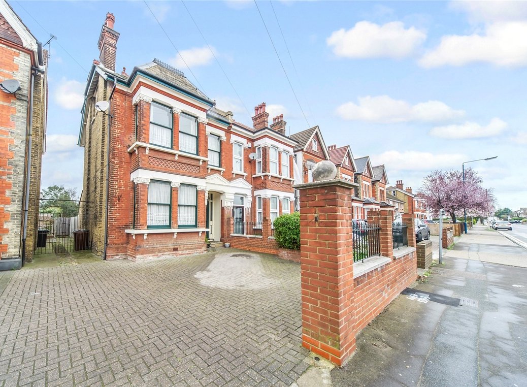 Property for Sale in Gravesend Robinson Jackson