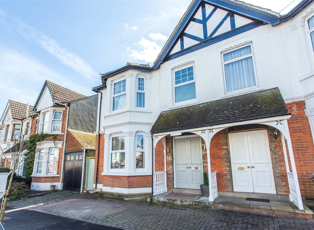 Property for Sale in Gillingham Robinson Jackson