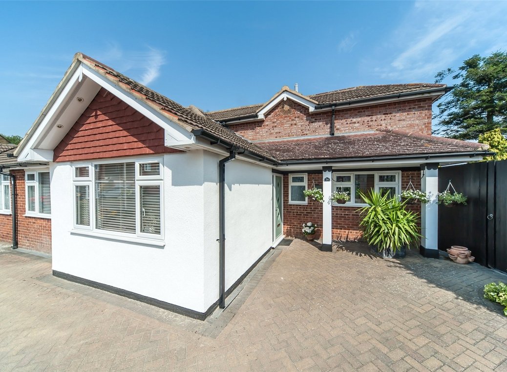 Bungalow for Sale in Rainham Robinson Jackson