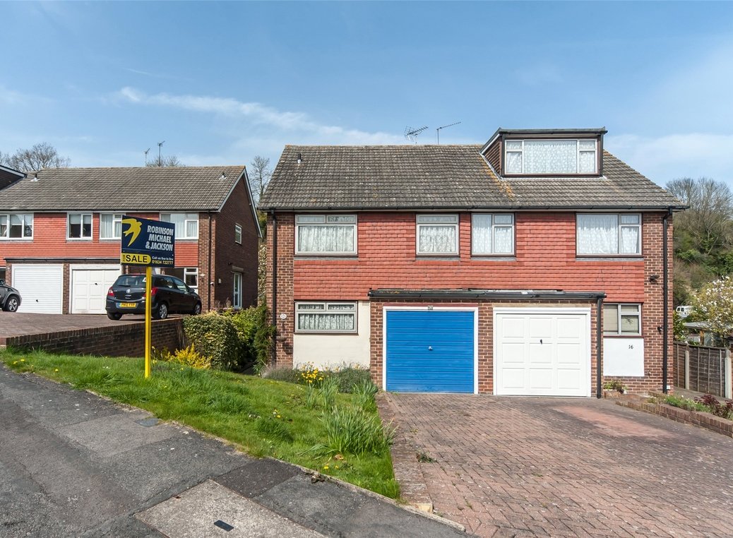 Property for Sale in Cuxton Robinson Jackson