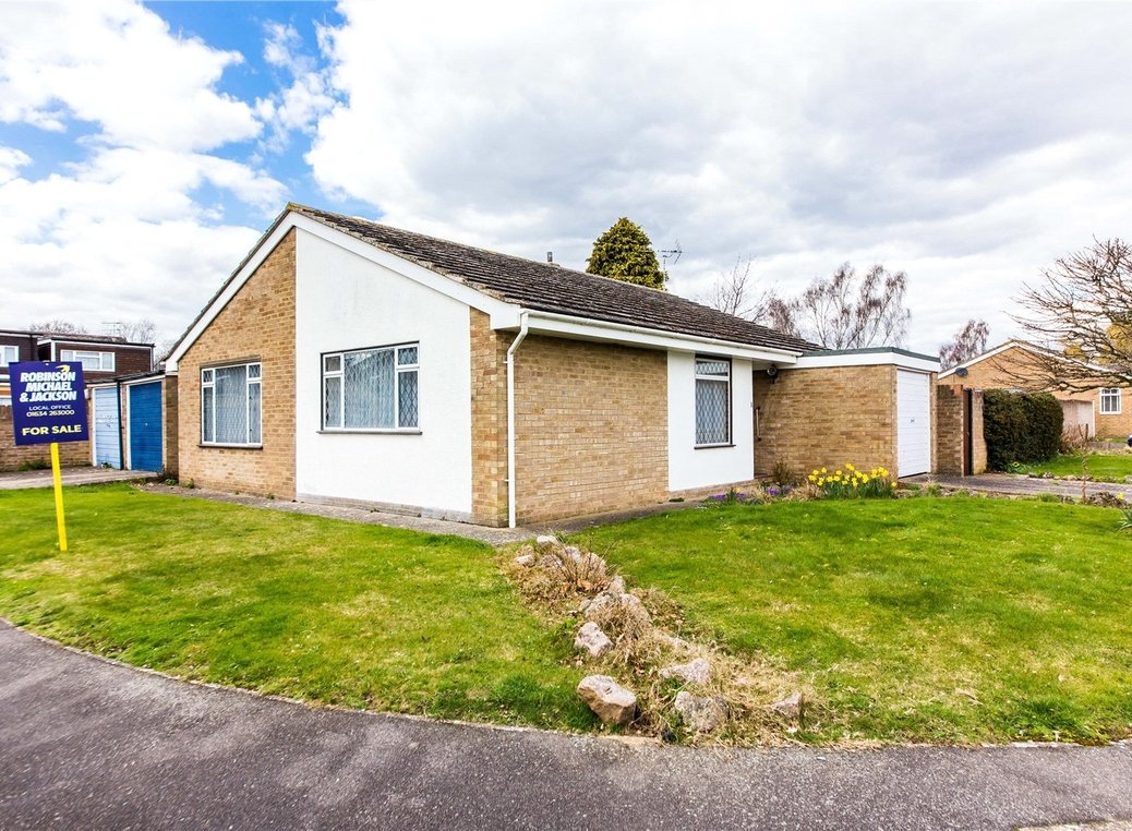 Bungalow for Sale in Rainham Robinson Jackson